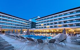 L Etoile Beach Hotel